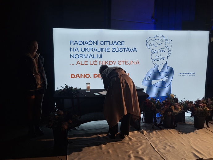 FOTO: Vzpomínkový večer na Danu Drábovou ve Foru Karlín. – stránka 14