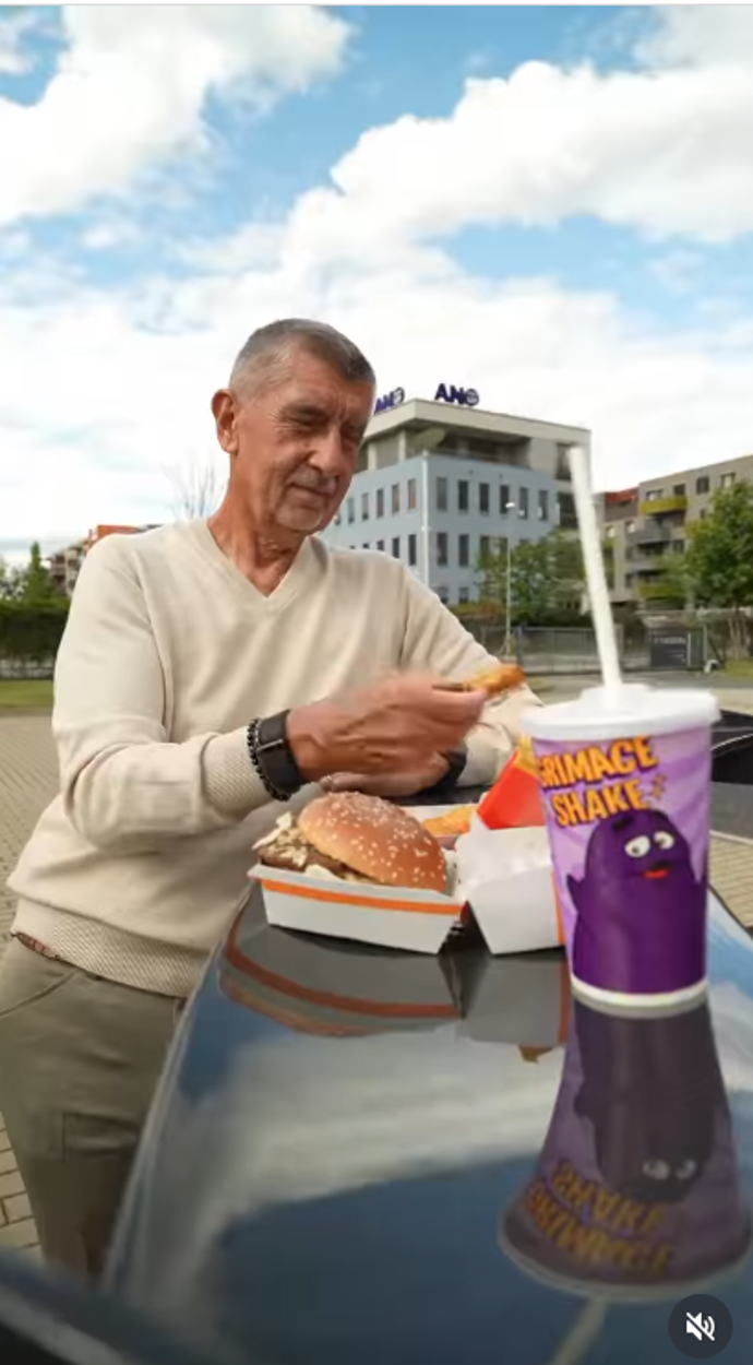 FOTO: Andrej Babiš opět provokuje. – stránka 40
