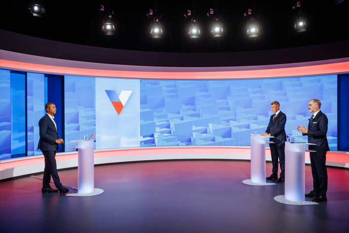 FOTO: Poslewdní předvolební debata. – stránka 5