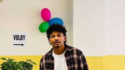 FOTO: Ben burcoval voliče.