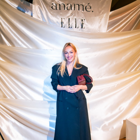 Renata Langmannová si vystačila s dlouhým černým kabátem namísto šatů. 