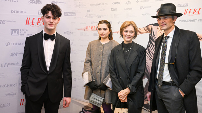 FOTO: Josefa Trojana přišla podpořit rodina až na tatínka. – stránka 2