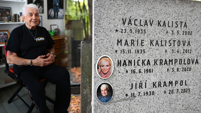FOTO: Hrob Jiřího Krampola má konečně finální podobu.