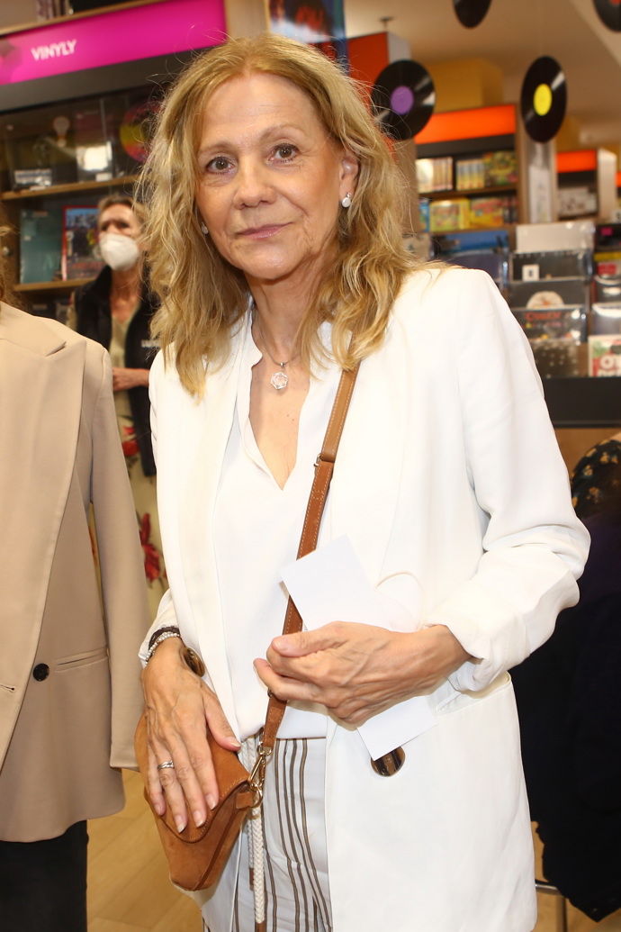 FOTO: Lenka Filipová je oblíbená česká zpěvačka. – stránka 2