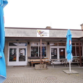 Hospodu U Třech kytar pomohli dát do kupy obyvatelé obce.