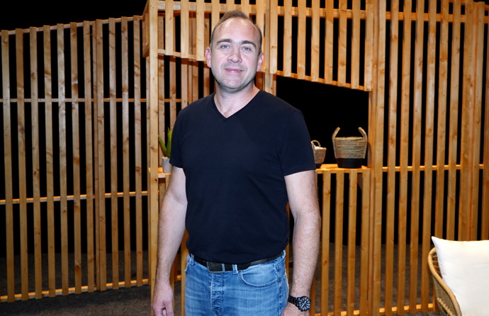 FOTO: Herec Jiří Hána. – stránka 4