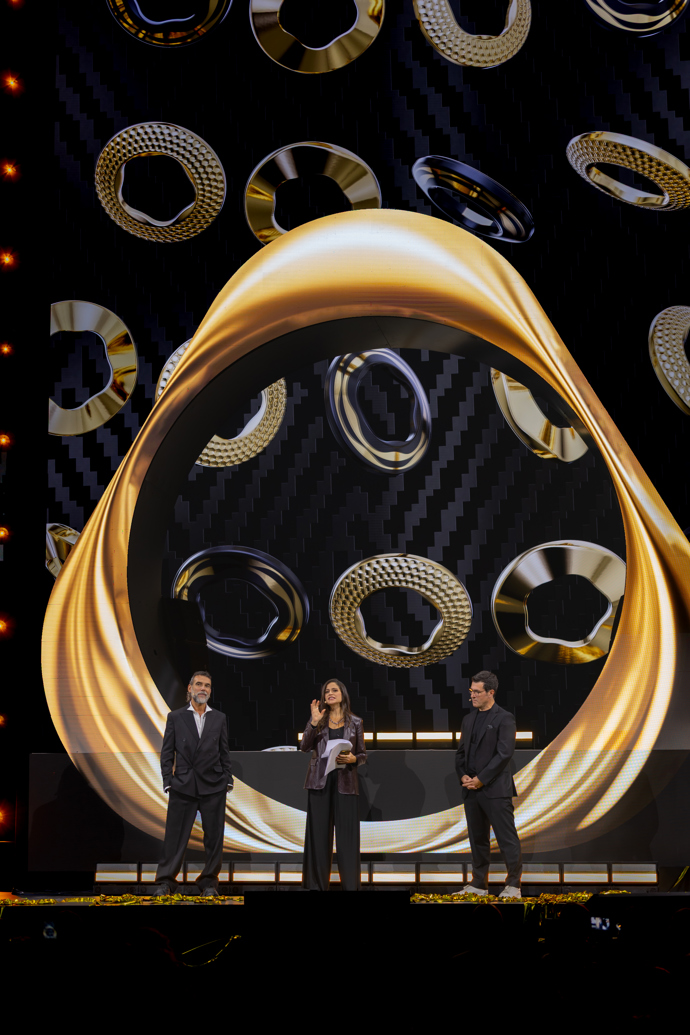 FOTO: Stefano Seletti pronesl pár slov. – stránka 4