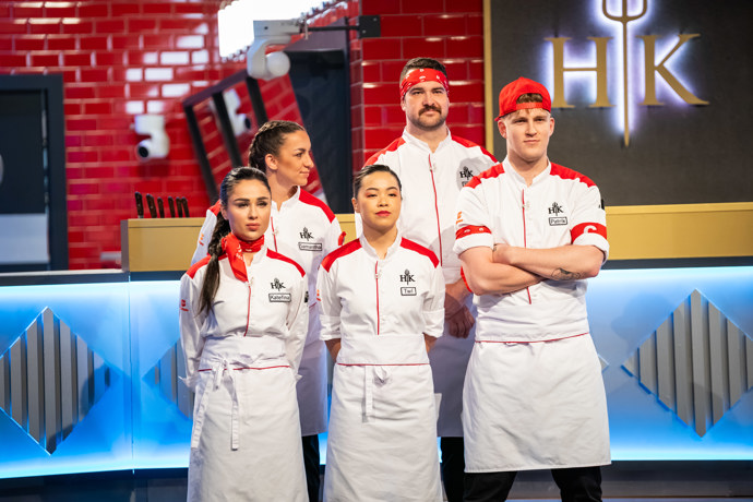 FOTO: Červený tým v Hell´s Kitchen. – stránka 4