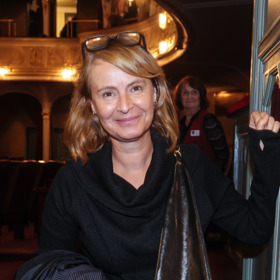 Herečka Lenka Dolanská Vlasáková si oblíbila modely v lesklém koženém provedení.