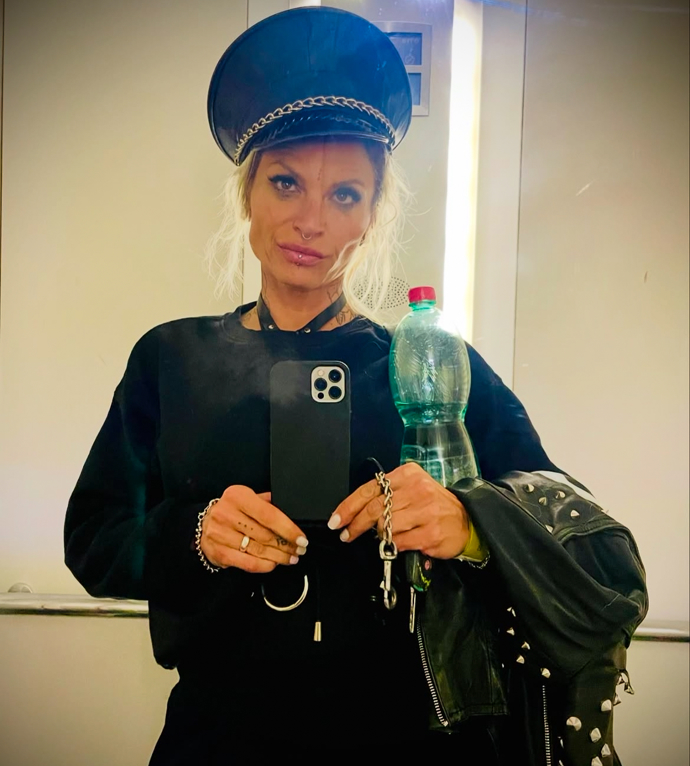 FOTO: Aneta Práglová je zpěvačka. – stránka 1