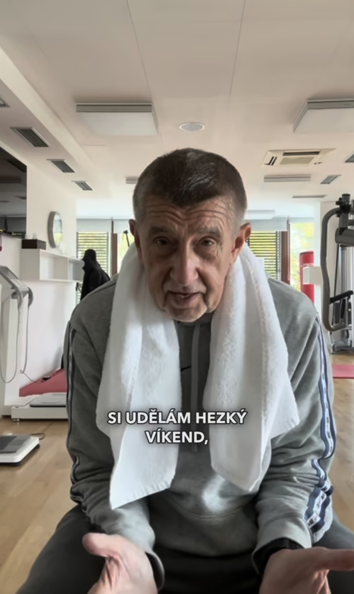 FOTO: Andrej Babiš si chtěl udělat hezký víkend, Turek mu to překazil. – stránka 2