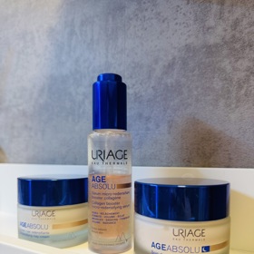 Takhle vypadá 6 týdnů používaná řada AGE ABSOLU od Uriage u šéfrédaktorky Kristiny. Jediné, kde je vidět úbytek je na séru, které používá dvakrát denně ráno i večer. 