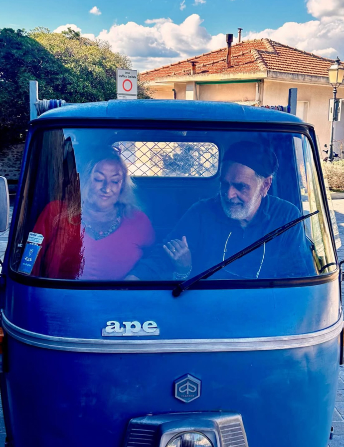 FOTO: Halina Pawlowská si zkusila jízdu ve tříkolce. – stránka 6