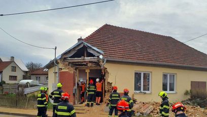 FOTO: Na Blanensku havaroval autobus.