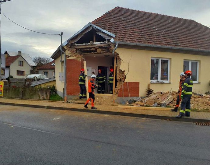 FOTO: Nehoda na Blanensku. – stránka 1