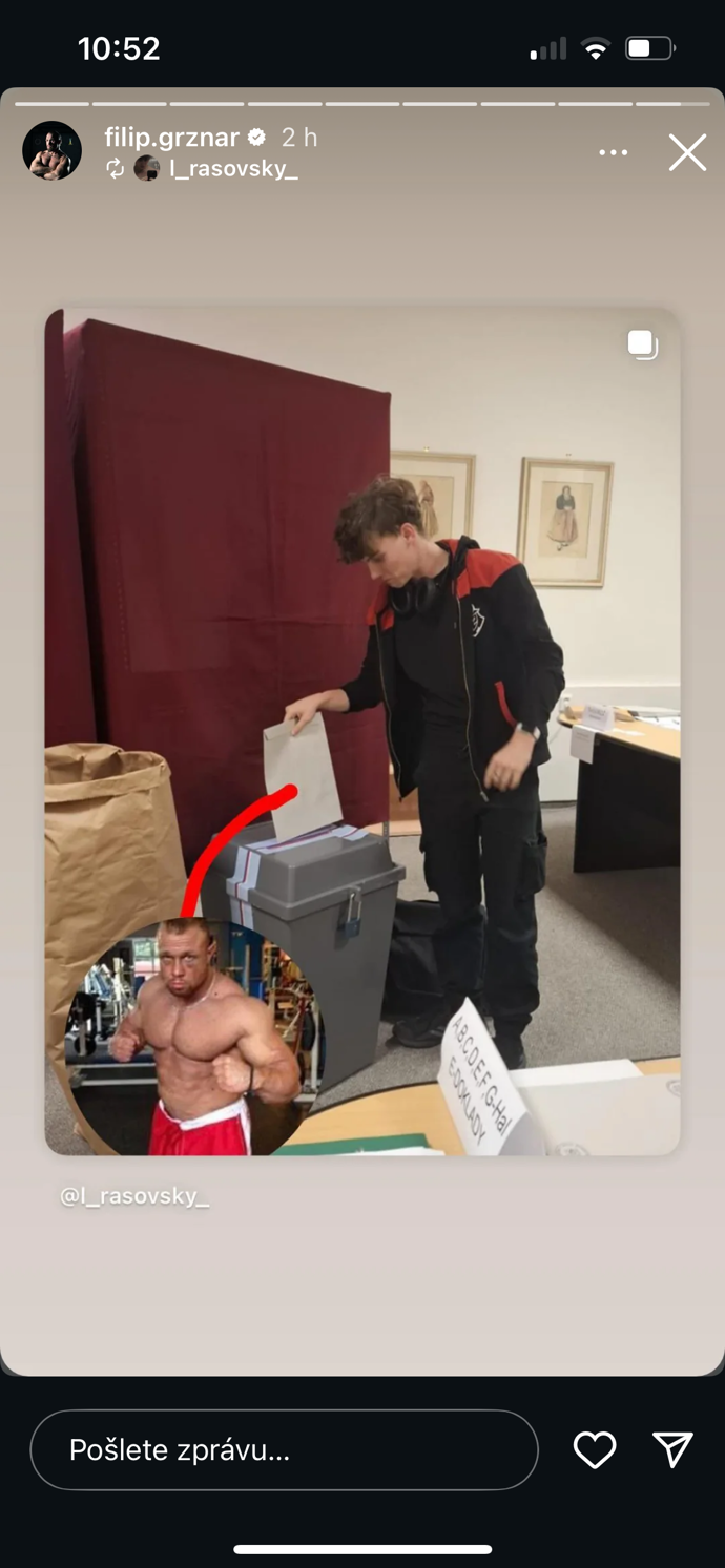 FOTO: Filip Grznár sdílel volební účast.