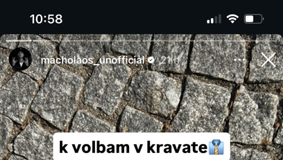 FOTO: Nikos dorazil stylově