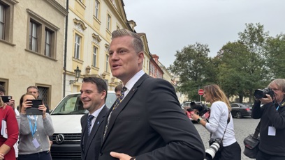 FOTO: Filip Turek dorazil do štábu Motoristů v dobré náladě.