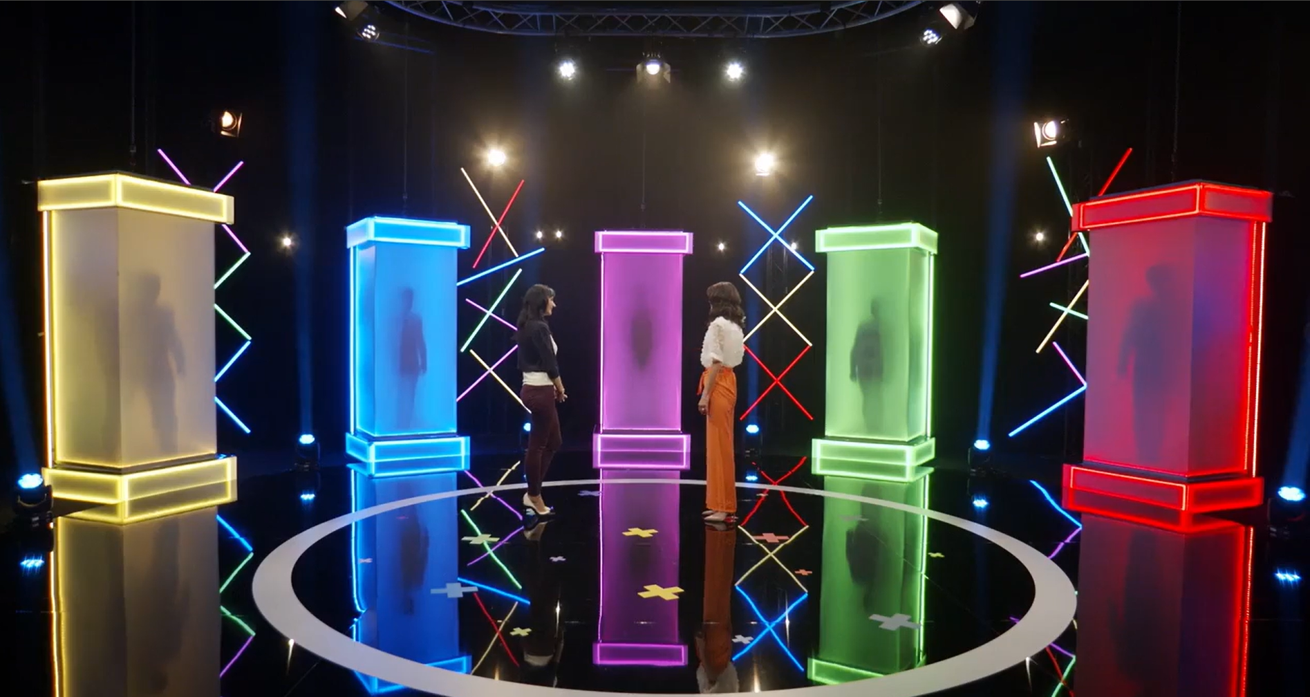 Kamila a Monika Timková ve studiu.