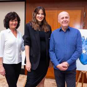 Kateřina Sokolová se svou maminkou a se svým tátou. 