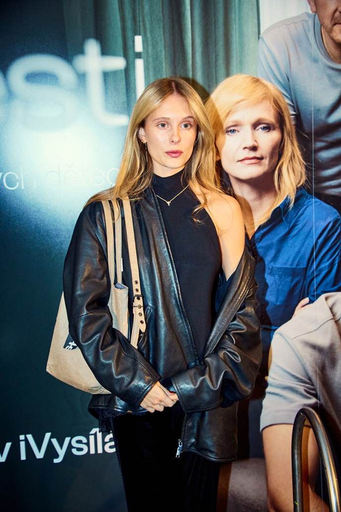 FOTO: Josefína Prachařová má svůj styl. – stránka 4