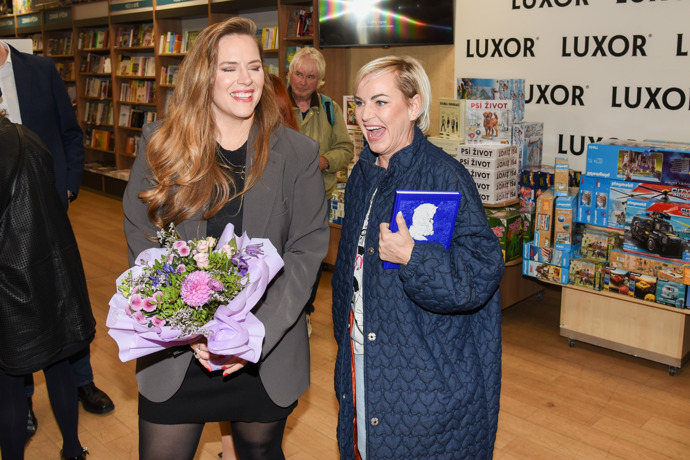 FOTO: Petra Nesvačilová s Martinou Pártlovou. – stránka 2