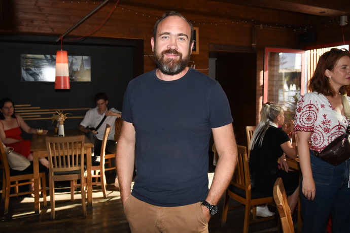 FOTO: Herec Jiří Hána. – stránka 2