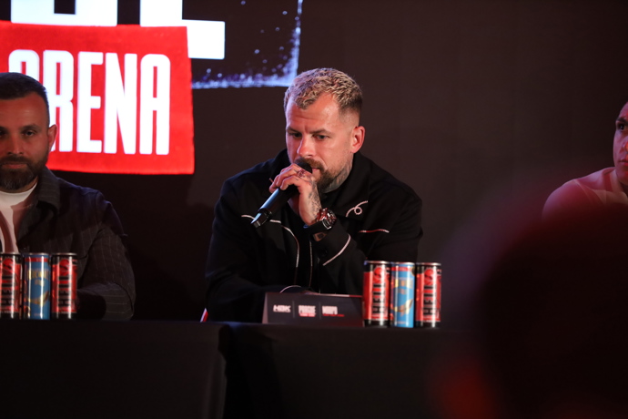 FOTO: Marpo na tiskové konferenci Hell Boxing Kings. – stránka 12