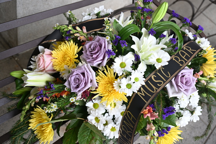 FOTO: Pohřeb Jana Šatry. – stránka 42