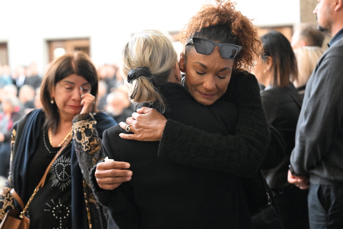 FOTO: Lejla Abbasová přišla dát Šatrovi poslední sbohem. – stránka 2