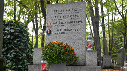 FOTO: Hrob Jiřího Krampola