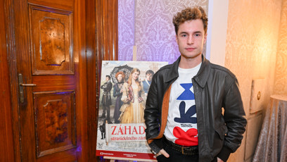 FOTO: Oskar Hes na vánoční tiskovce České televize.