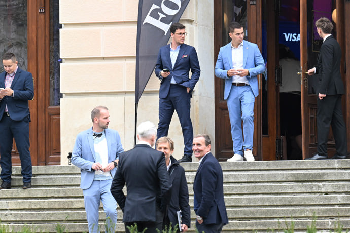 FOTO: Jan Fischer mladší je synem expremiéra Jana Fischera. – stránka 13