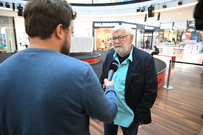 FOTO: Josef Klíma během rozhovoru pro eXtra.cz. – stránka 5