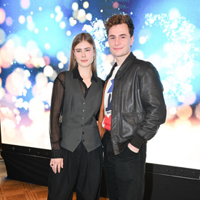 Princ a princezna z pohádky Záhada strašidelného zámku.