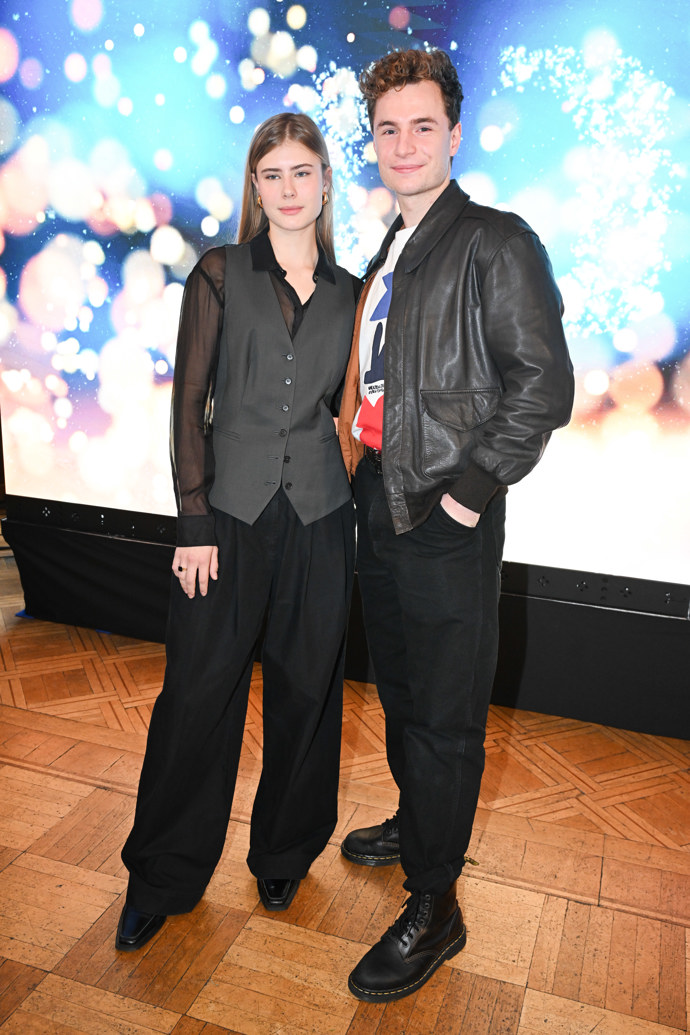 FOTO: Princ a princezna z pohádky Záhada strašidelného zámku. – stránka 32