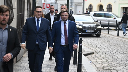 FOTO: Jan Lipavský a jeho příchod do štábu SPOLU.