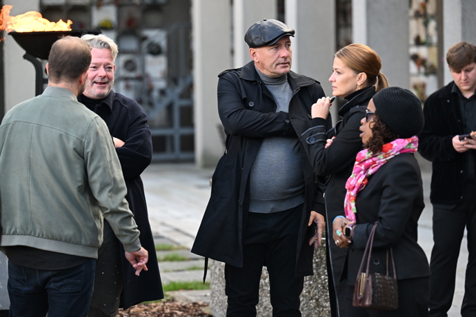 FOTO: Aleš Háma,  Petr Vondráček, Šárka Vaňková a Tonya Graves na pohřbu Jana Šatry.