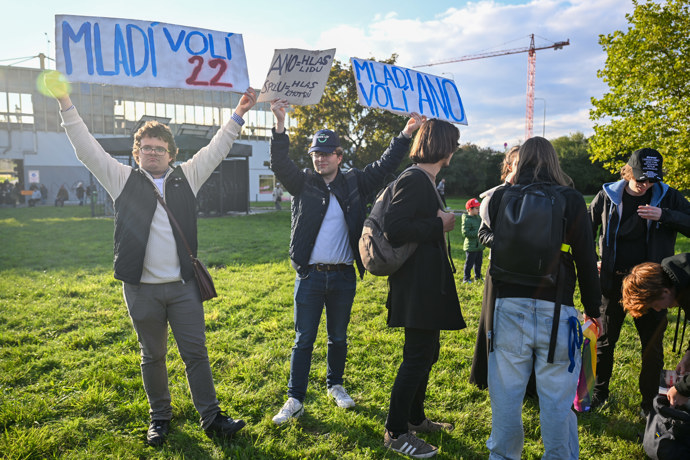FOTO: ANO má i mladé příznivce. – stránka 6