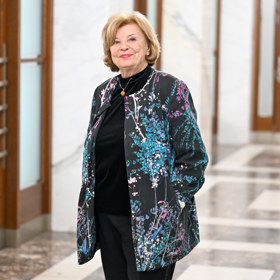 Libuše Švormová na svém vlastním křtu.