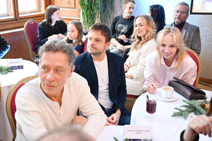 FOTO: Jiří Mádl mluvil o své nejdůležitější roli – otcovství. – stránka 1