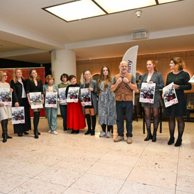 Hynek Čermák nafotil hned několik žen. 