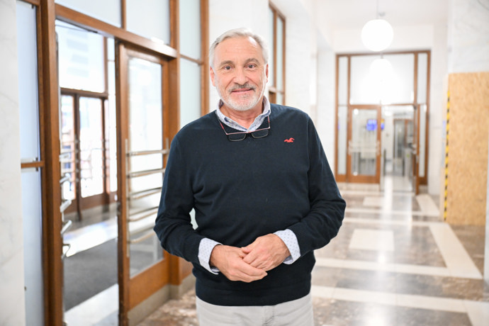 FOTO: Jan Čenský je fešák. – stránka 22