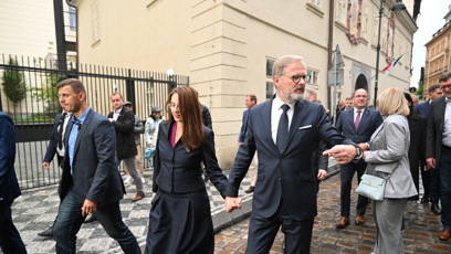 FOTO: Petra Fialu ve štábu ANO podpořila manželka Jana Fialová.