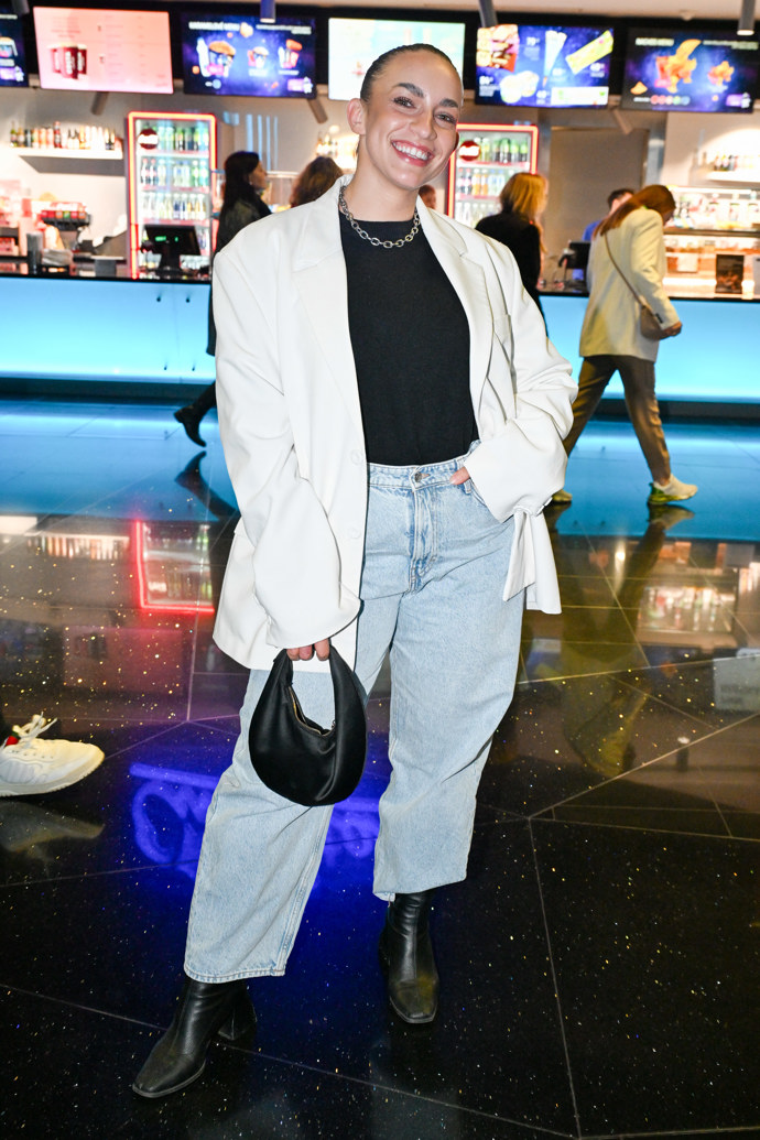 FOTO: Samantha Prachařová. – stránka 7