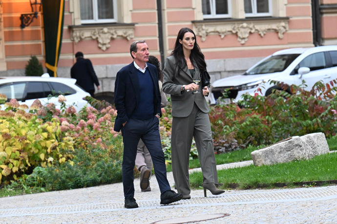 FOTO: Modelka Kristýna Schicková a miliardář Marek Dospiva. – stránka 7