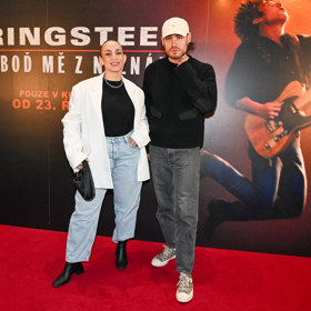 Samantha se potkala se svým spoluhráčem ze Survivoru Rennem Dangem.