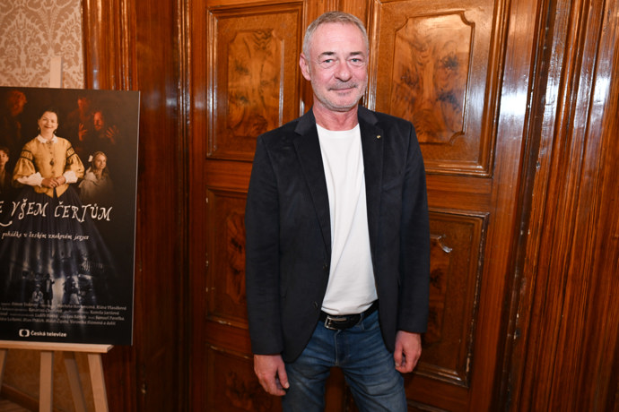 FOTO: Jiří Dvořák na vánoční konferenci České televize.