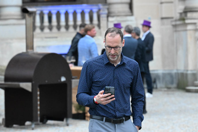 FOTO: Petr Čech dorazil na akci Forbes Lepší Česko 2025 v Karlových Varech. – stránka 25