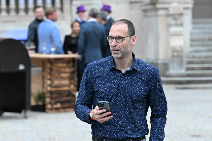 FOTO: Legendární gólman působil tentokrát nezvykle uzavřeně. – stránka 24